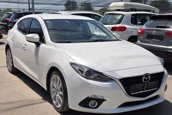 Mazda 3 — polovni automobil