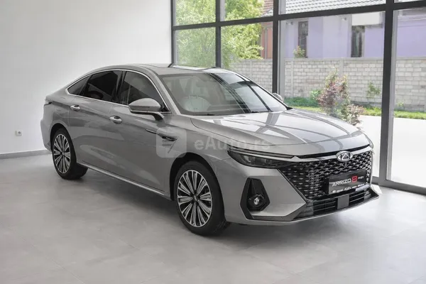 Chery Arrizo 8 — polovni automobil