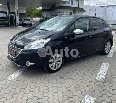 Peugeot 208 — polovni automobil