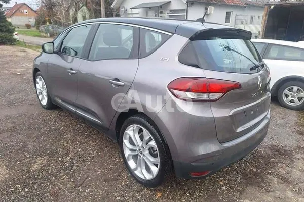 Renault Scenic — polovni automobil
