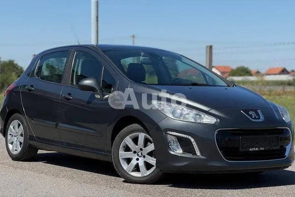 Peugeot 308 — polovni automobil