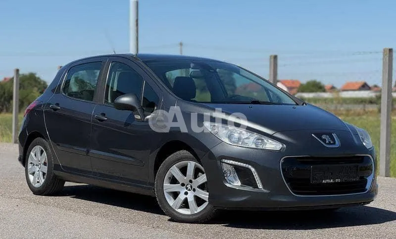 Peugeot 308 — polovni automobil