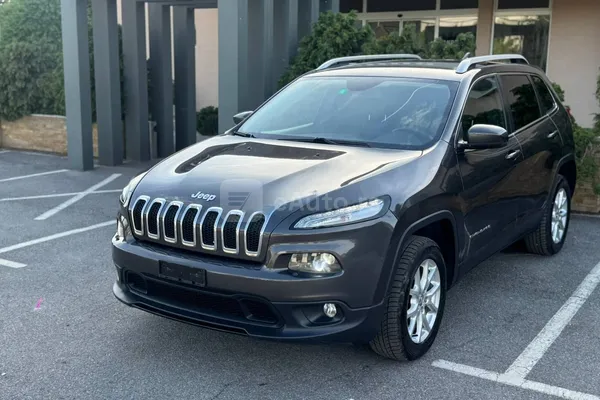 Jeep Cherokee — polovni automobil