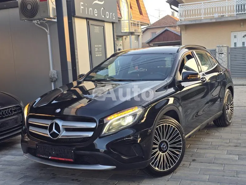 Mercedes Benz GLA 180 — polovni automobil