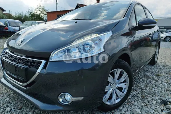 Peugeot 208 — polovni automobil