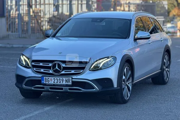 Mercedes Benz E 220 — polovni automobil
