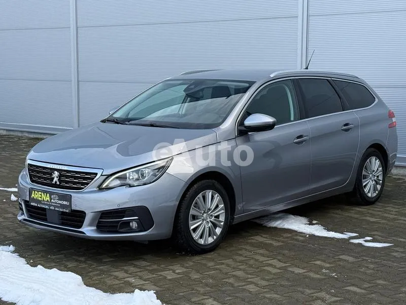 Peugeot 308 — polovni automobil