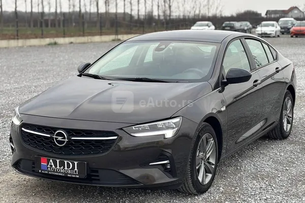 Opel Insignia — polovni automobil