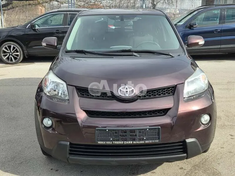 Toyota Urban Cruiser — polovni automobil