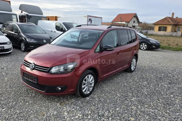 Volkswagen Touran — polovni automobil
