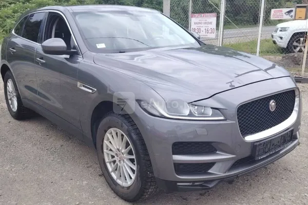 Jaguar F pace — polovni automobil