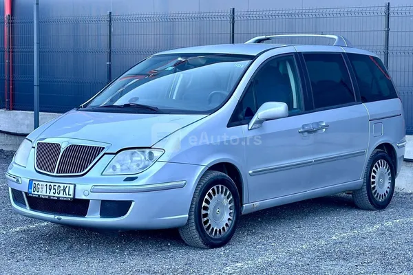 Lancia Phedra — polovni automobil