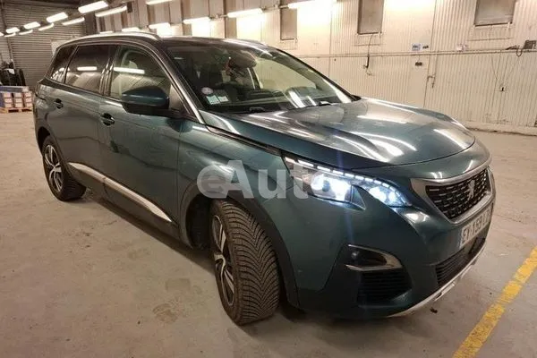 Peugeot 5008 — polovni automobil