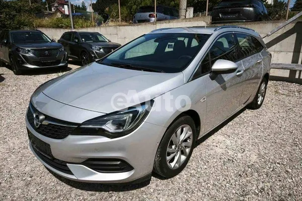 Opel Astra K — polovni automobil