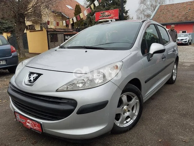 Peugeot 207 — polovni automobil