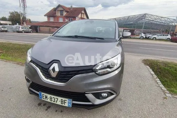 Renault Scenic — polovni automobil