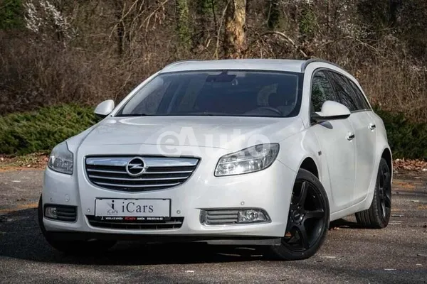 Opel Insignia — polovni automobil
