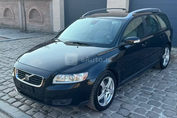 Volvo V50 — polovni automobil