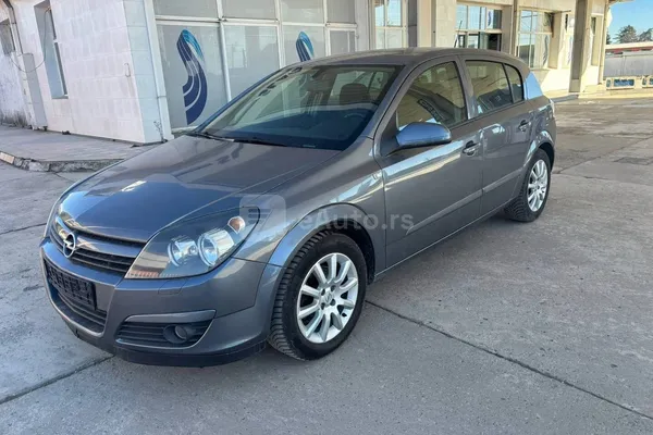 Opel Astra H — polovni automobil, oglas