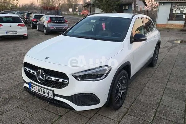 Mercedes Benz GLA 200 — polovni automobil