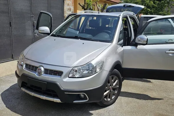 Fiat Sedici — polovni automobil