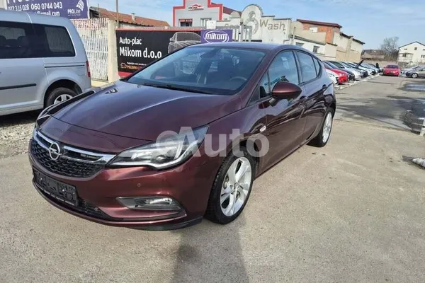 Opel Astra K — polovni automobil