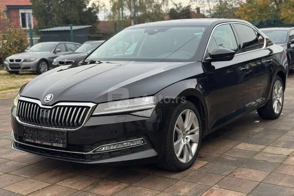 Škoda Superb — polovni automobil