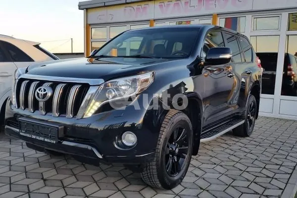 Toyota Land Cruiser — polovni automobil