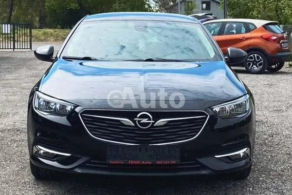 Opel Insignia — polovni automobil