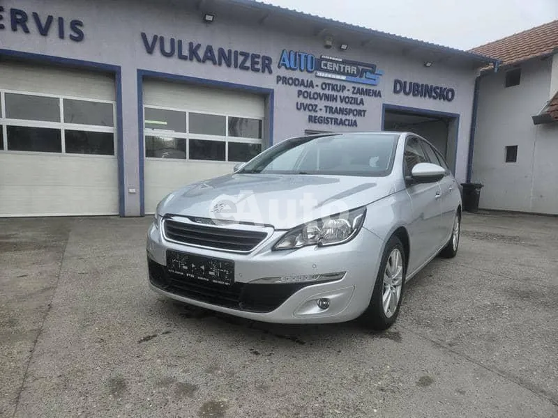 Peugeot 308 — polovni automobil