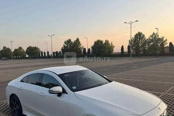 Mercedes Benz CLS 300 — polovni automobil