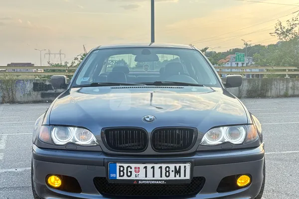 BMW 318 — polovni automobil