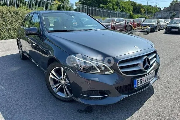 Mercedes Benz E 200 — polovni automobil