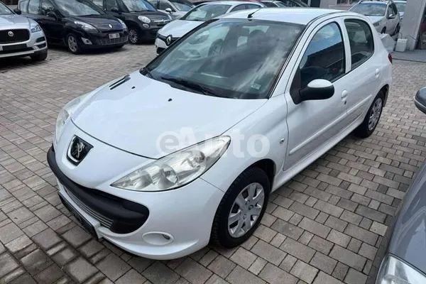Peugeot 206 plus — polovni automobil