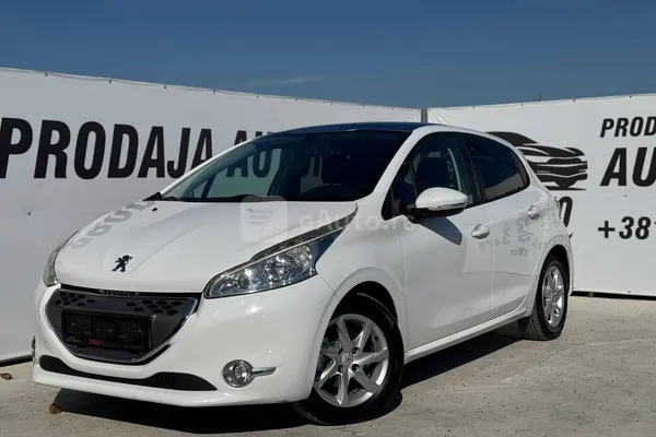 Peugeot 208 — polovni automobil