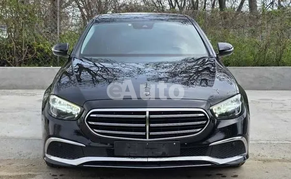 Mercedes Benz E 200 — polovni automobil