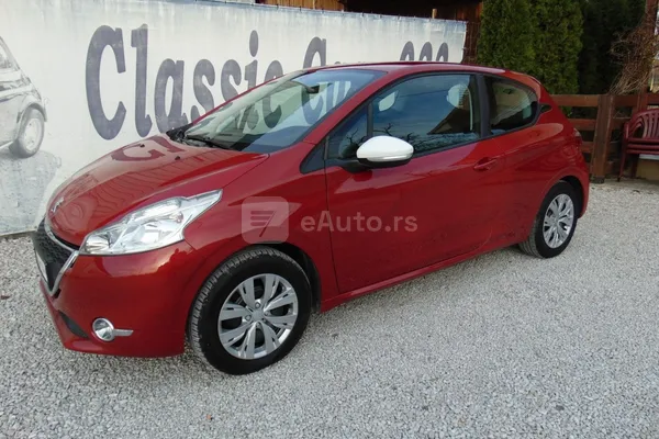 Peugeot 208 — polovni automobil