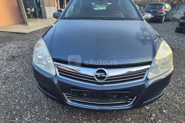 Opel Astra H — polovni automobil
