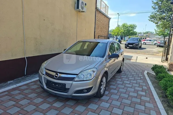 Opel Astra H — polovni automobil