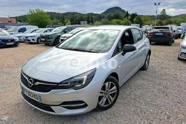 Opel Astra K — polovni automobil