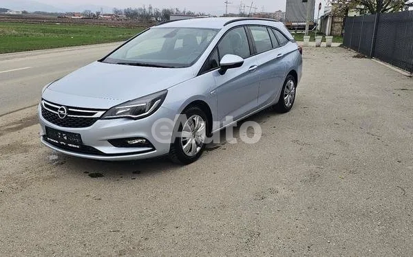Opel Astra K — polovni automobil