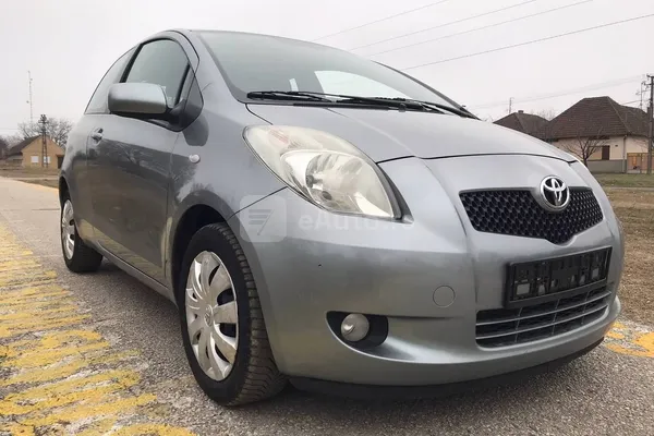 Toyota Yaris — polovni automobil