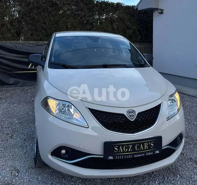 Lancia Ypsilon — polovni automobil