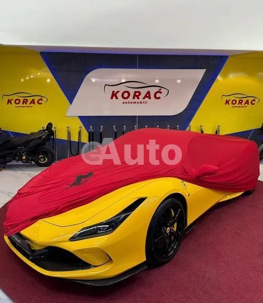 Ferrari F8 — polovni automobil