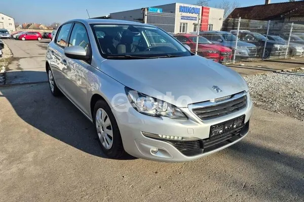 Peugeot 308 — polovni automobil