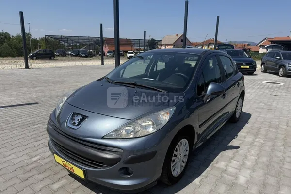 Peugeot 207 — polovni automobil