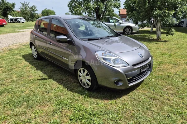 Renault Clio — polovni automobil