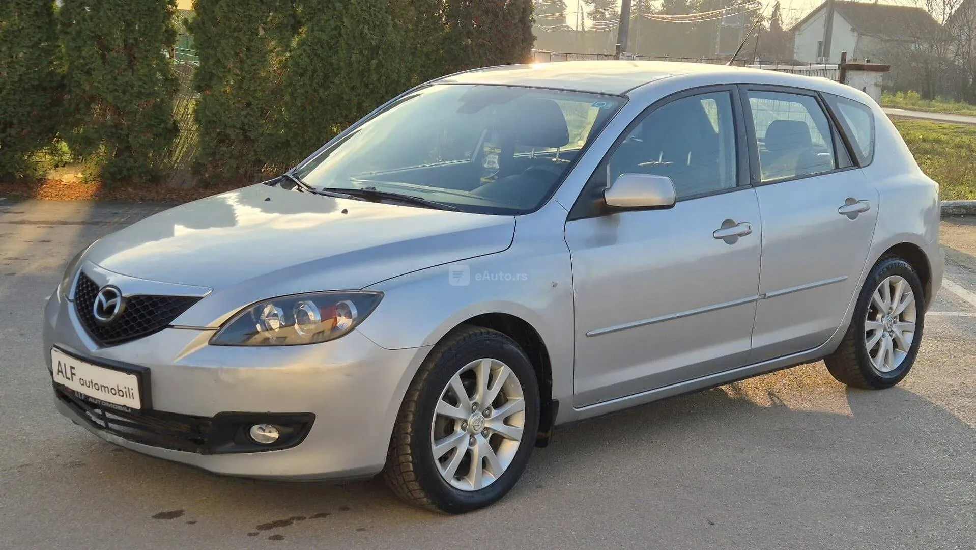Mazda 3 — polovni automobil