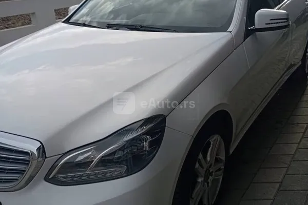 Mercedes Benz E 200 — polovni automobil