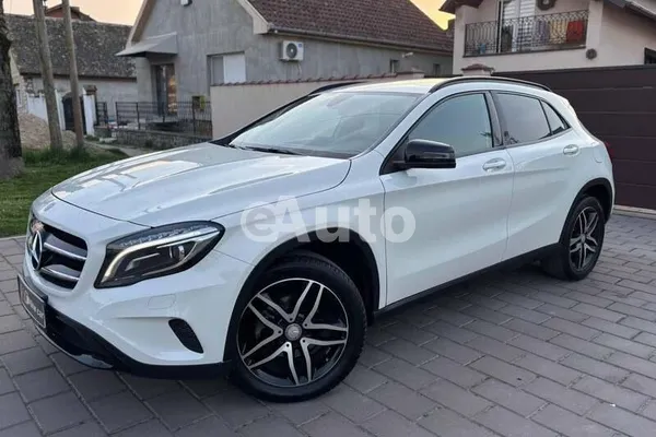 Mercedes Benz GLA 200 — polovni automobil